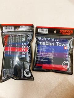 STRANGER THINGSコラボ　ラインソックス(25-28cm)とタオルのサムネイル