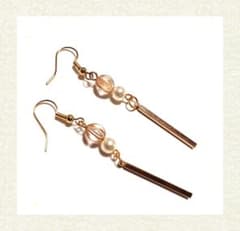シンプルゴールドスティックピアスのサムネイル