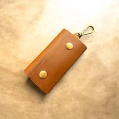 [新品未使用]本革キーケース キャメル 6連フックのサムネイル
