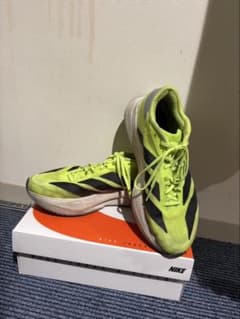 adidas ランニングシューズ イエローのサムネイル