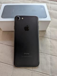 iPhone 7 Black 128 GB Softbankのサムネイル