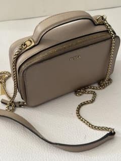 FURLA ショルダーバッグ ベージュ チェーン やや傷汚れのサムネイル