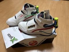 Reebok Pump Omni Lite 화이트 스니커즈
