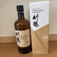ニッカウヰスキー 竹鶴 ピュアモルト 700ml 箱付き 並行 - メルカリ