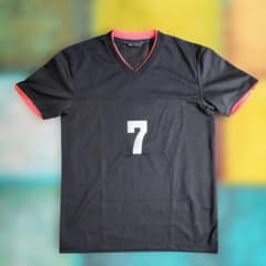 ナンバー入り Vネック スポーツTシャツ ブラック ピンクのサムネイル