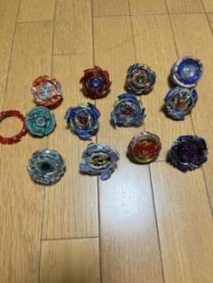 ベイブレードまとめ売りのサムネイル