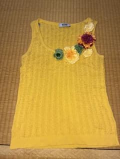 MOSCHINO CHEAPANDCHIC ニットベスト 花モチーフのサムネイル