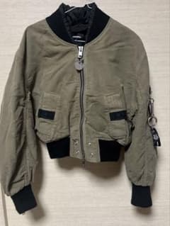【新品タグ付】DIESEL ショート丈 MA-1 ジャケット　Sサイズのサムネイル
