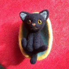 羊毛フェルト黒猫ちゃんのサムネイル