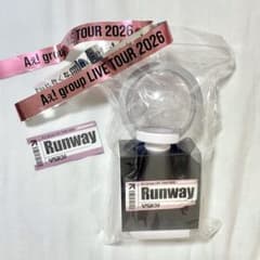 Aぇ! group Runway CD ペンライト 2 銀テープ8・落下物14 Aぇ! group Runway ペンライト 銀テ 落下物チケット セット - メルカリ