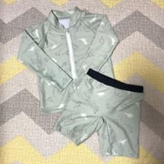 アンパサンド⭐︎恐竜　ラッシュガード　パンツ　セットのサムネイル
