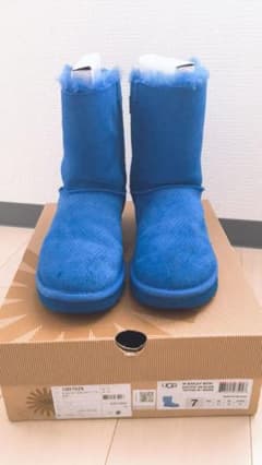 【値下げしました】UGG ムートンブーツ＊24センチのサムネイル