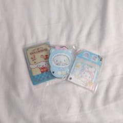 【新品未使用】シナモン アクリルキーホルダー&トレカセットのサムネイル