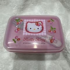 新品未使用　野いちごキティ　お弁当　ハローキティ　フォーク付き 新品未使用 野いちごキティ お弁当 ハローキティ フォーク付き - メルカリ