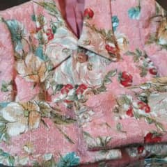 薔薇柄のワンピーススーツのサムネイル