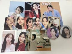 TWICE ミナ トレカ 缶バッジのサムネイル