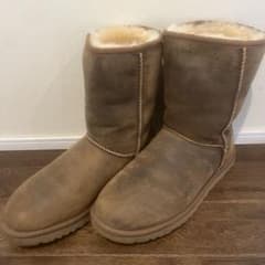 UGG アグ  クラシック ショート ムートン Bomber  ボンバー US8 UGG アグ クラシック ショート ムートン Bomber ボンバー US8 - メルカリ