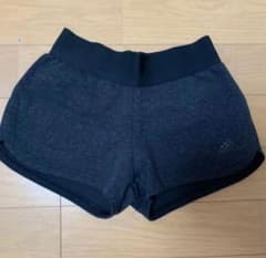 アディダスショートパンツのサムネイル