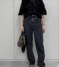 週末お値引きupper hightsのワイドデニム美品のサムネイル