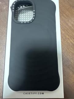 CASETiFY iPhone16用ケース ブラックのサムネイル