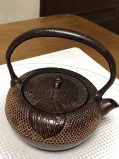 鉄瓶のサムネイル