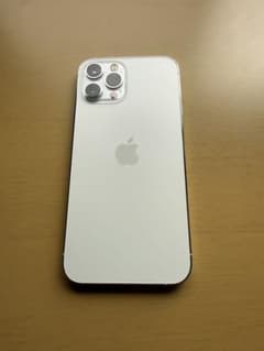 Apple iPhone 12 Pro Max 128GBシルバー本体のサムネイル