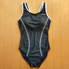 レディース水着のサムネイル