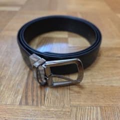 EMPORIO ARMANI ブラックレザーベルトのサムネイル