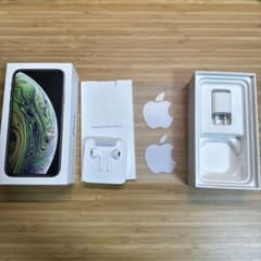iPhone XS 箱 EarPods 充電器 (本体なし)のサムネイル