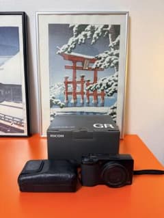 RICOH GR IIIx HDF カメラ 本体 RICOHケースと保証付き - メルカリ