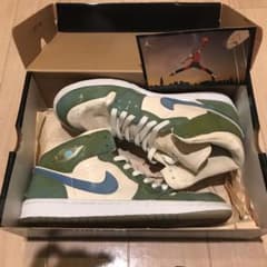 Air Jordan 1 Retroのサムネイル