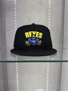 REYES ブラック スナップバックキャップのサムネイル