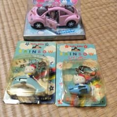 d*9様 希少ハローキティ ファニービートル ミニカーとクロック