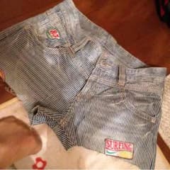 ショートパンツのサムネイル