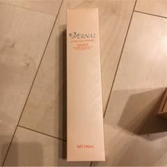 ヴァーナル エッセンシャルシャワー モイストのサムネイル