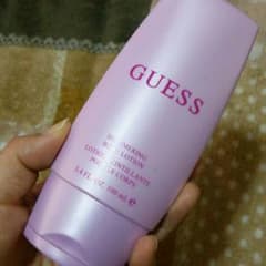ＧＵＥＳＳボディークリーム新品ですのサムネイル