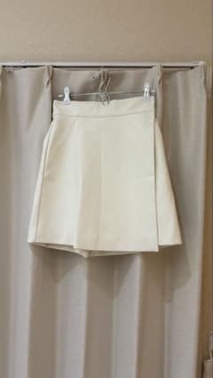 PAGEBOY キルティング ショートパンツ ホワイト Fのサムネイル