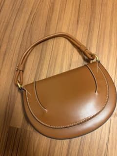 【美品】ZARA ブラウンレザーショルダーバッグのサムネイル