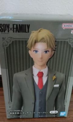 スパイファミリー SPY×FAMILY 家族写真フィギュア ロイド・フォージャーのサムネイル