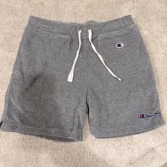 ハーフパンツ 半ズボン チャンピオン キッズ 匿名発送 最終値下げ 残り1点のサムネイル