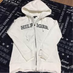 TOMMY HILFIGERのサムネイル