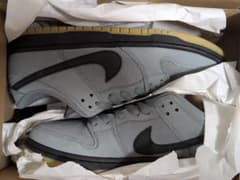 Nike SB Dunk Low ISO "Cool Grey/Black"のサムネイル