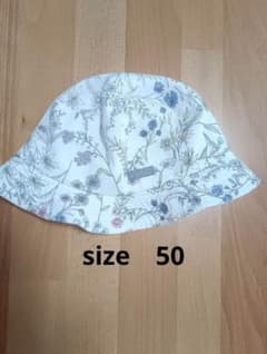 ブランシェス　花柄　ベビー帽子 50のサムネイル