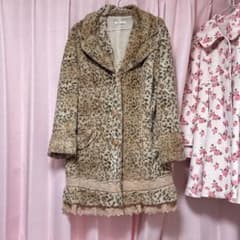 axes femme 当時モノ ヒョウ柄 ファーコート レース付き - メルカリ