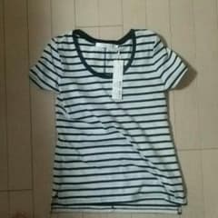 新品 1100円ボーダーTシャツ と390円の靴下のサムネイル