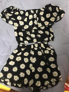 花柄の服のサムネイル