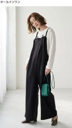 pipi様専用 ロペピクニック バックギャザーオールインワン 黒のサムネイル