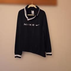NIKE long-sleeved shirt
