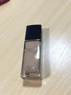 値下げ！DIOR ディオールスキン フルイド グロウ 1.5N ファンデーションのサムネイル