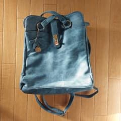 リュック　おでかけのサムネイル